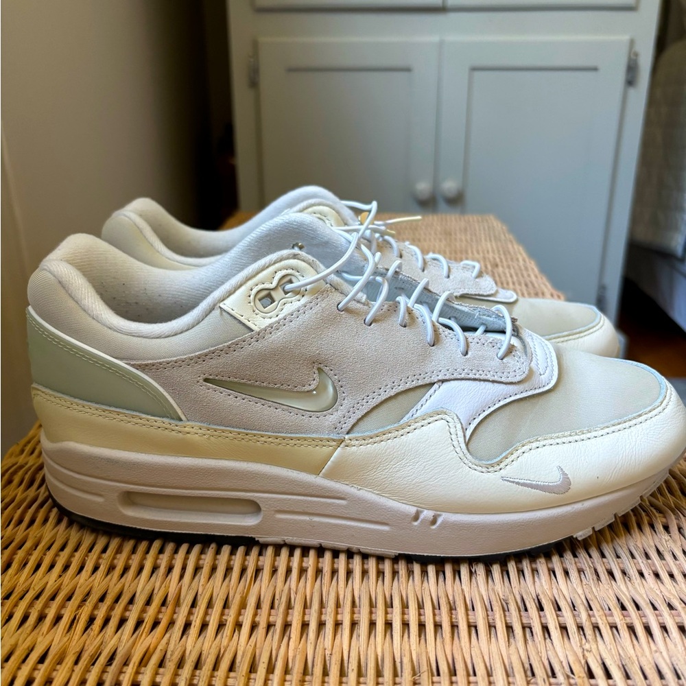 Nike Off-White and Cream Casual Sneakers